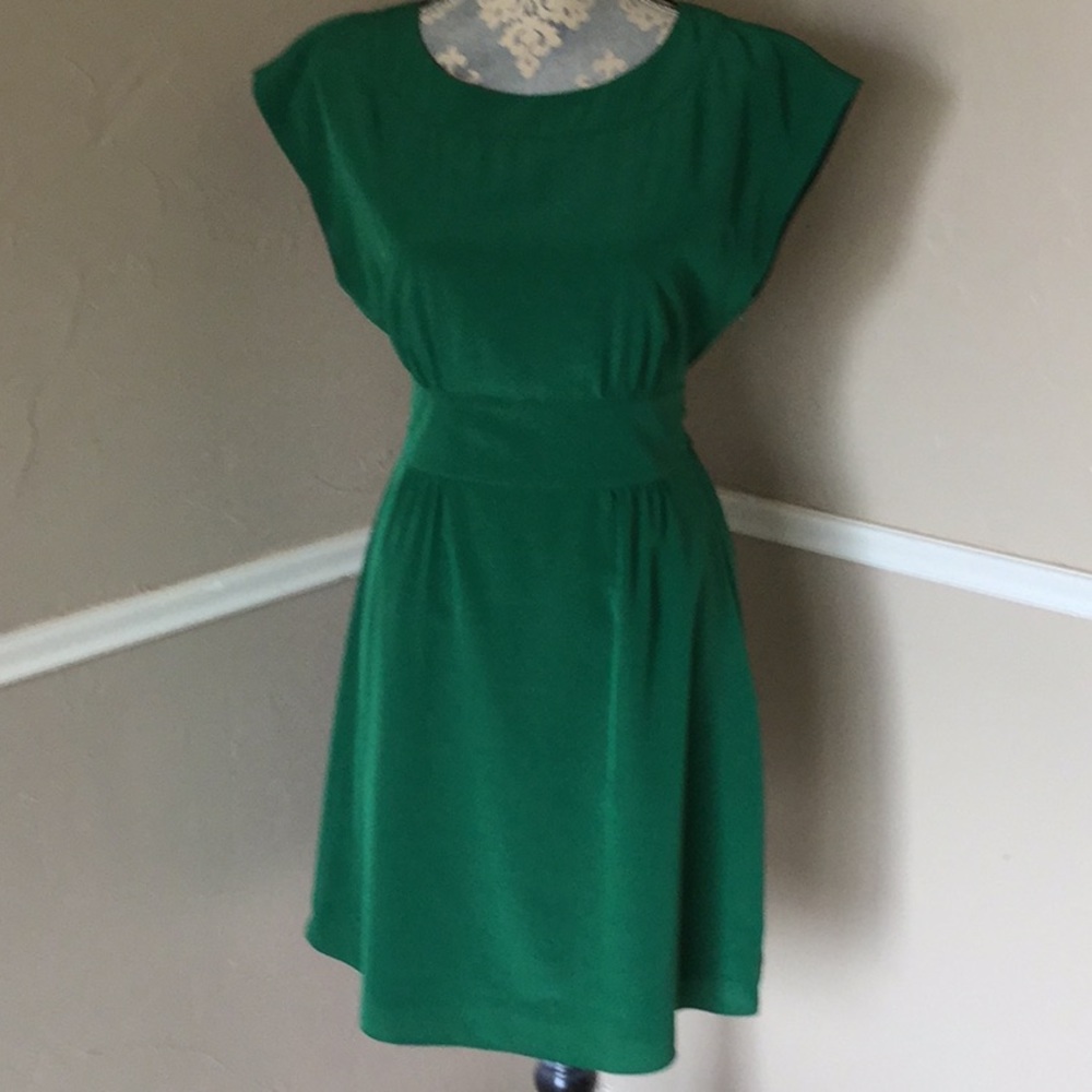 Huge sale Pleated Shift Scoop Sleeveless bow back